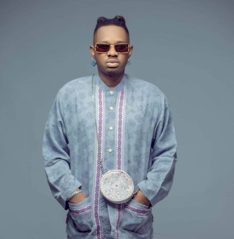 Lava Lava, Lavalava, Lavalav, LoverLover, Lover Lover, Lava Lav, LavaLava, Rava Rava, Ravarava, RavaRava,