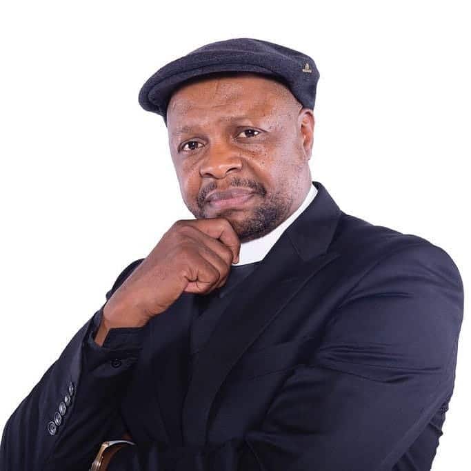 AUDIO: Solly Mahlangu - Siyabonga Jesu (Wa Hamba Nathi) Mp3 Download